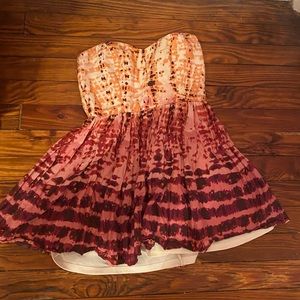 Forever 21 Small Strapless Dress with Bra Pads